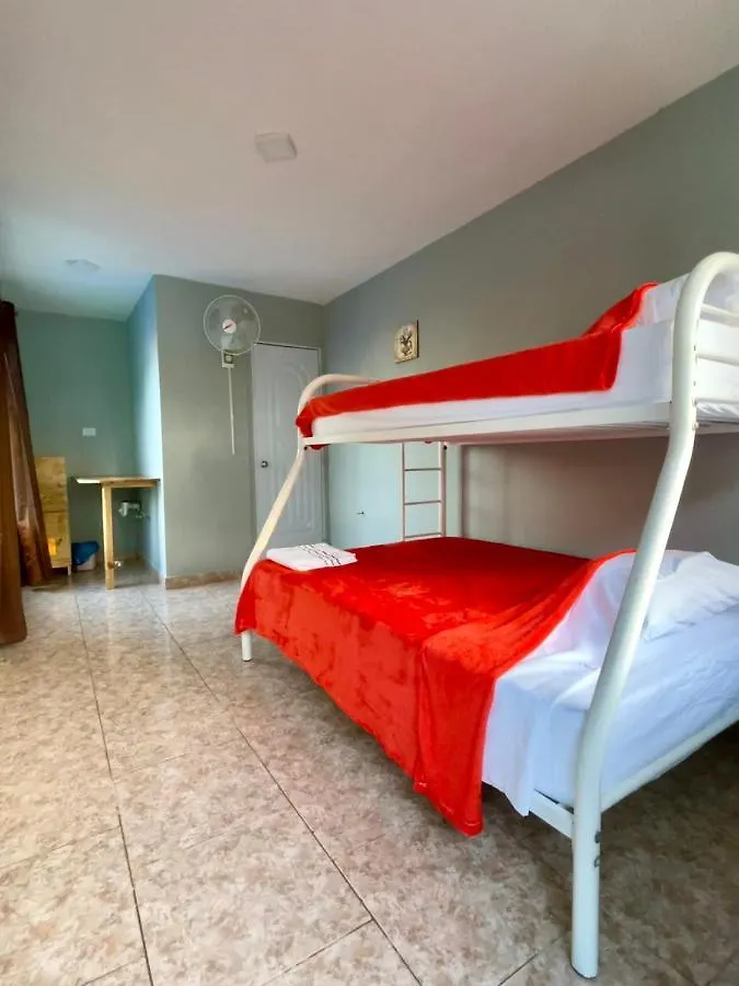 Hostal Albergue Wing Camp Cabarete